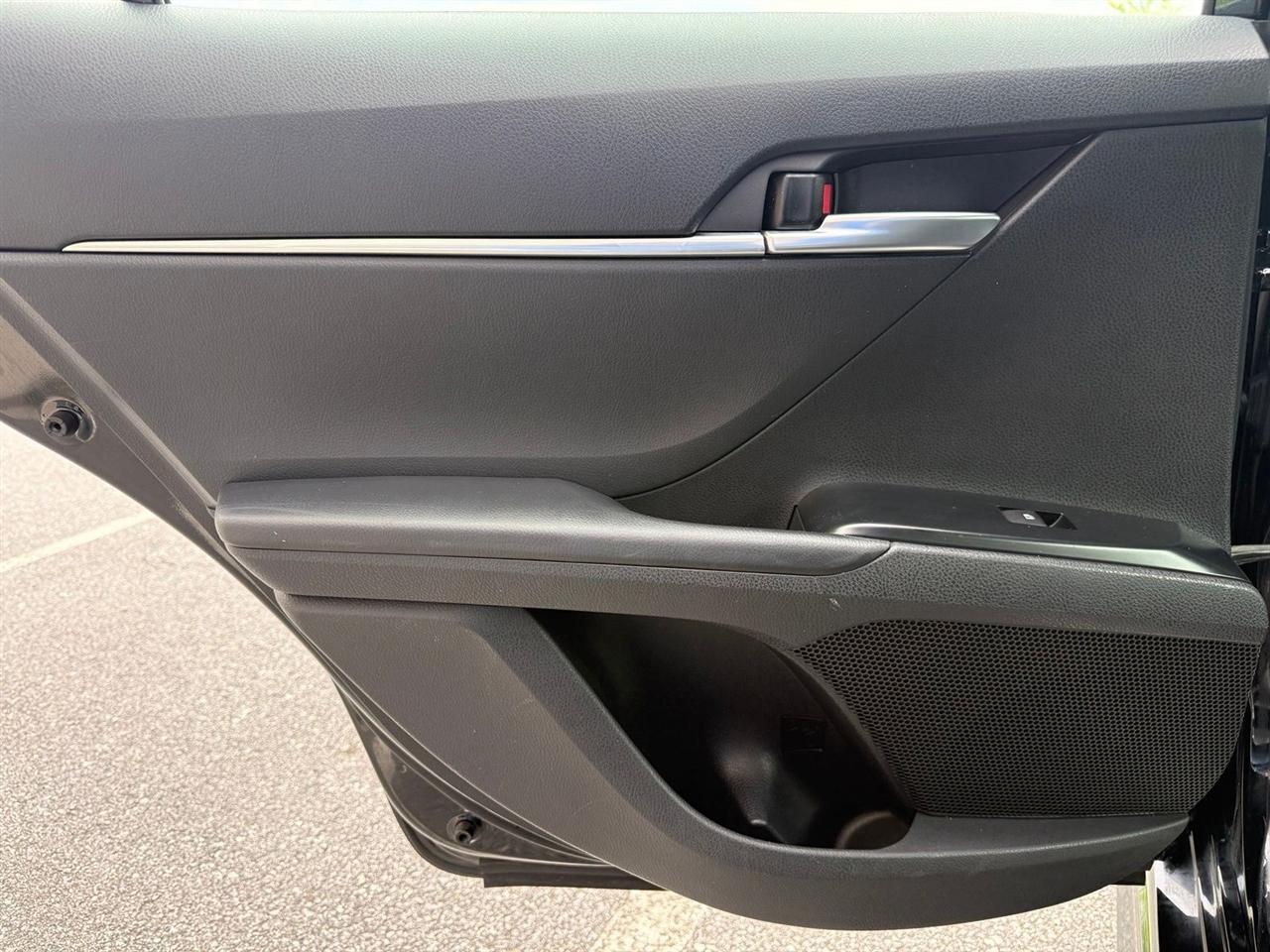 Toyota Camry  2019