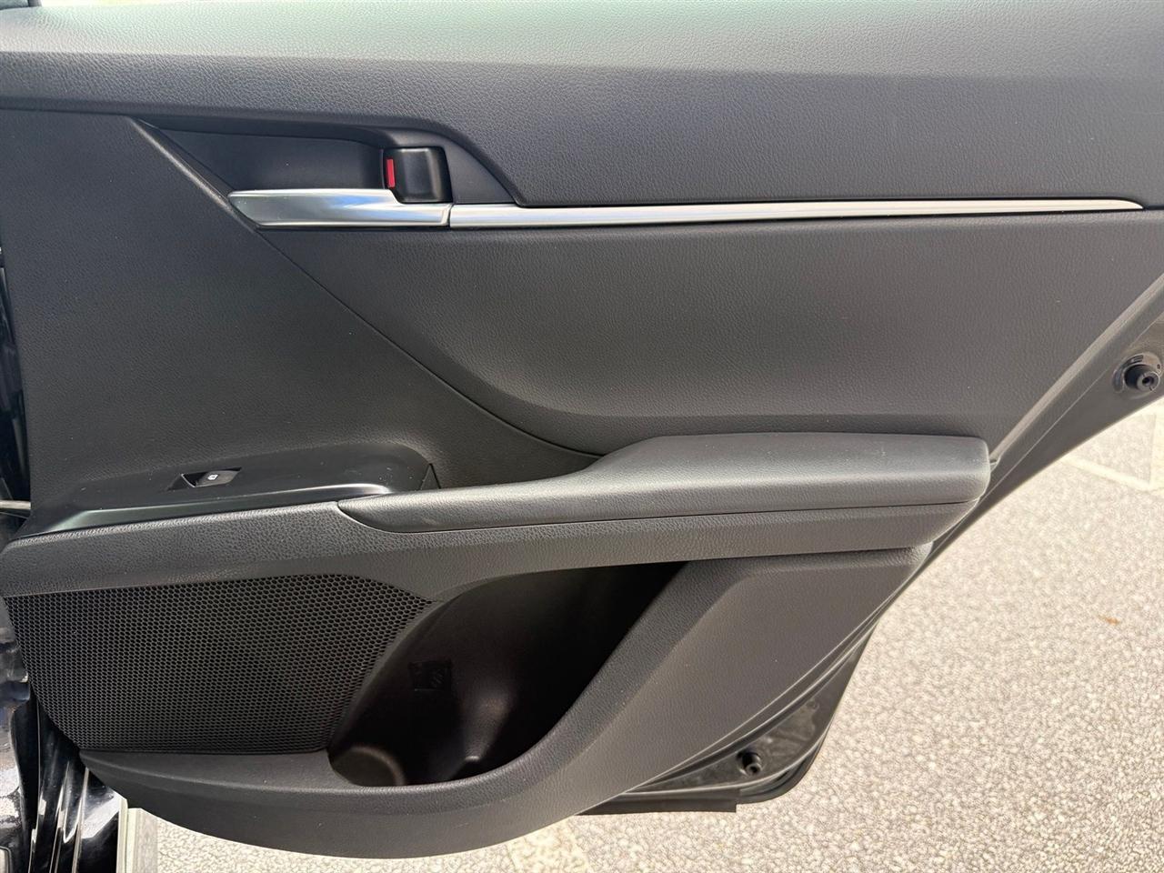 Toyota Camry  2019