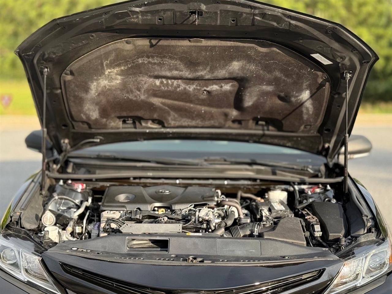 Toyota Camry  2019