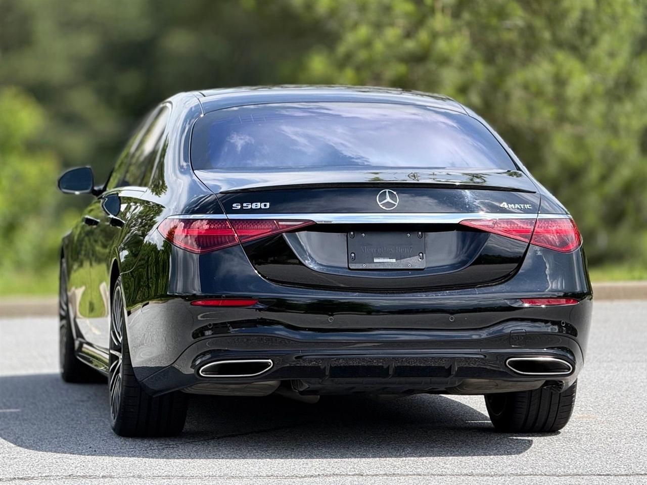 Mercedes-Benz S-Class  2022