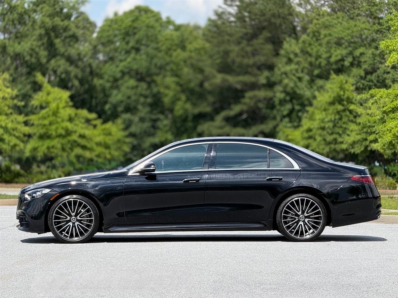 Mercedes-Benz S-Class  2022