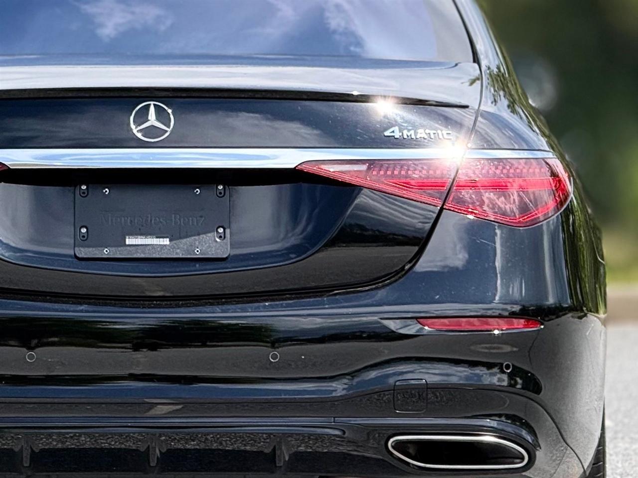 Mercedes-Benz S-Class  2022