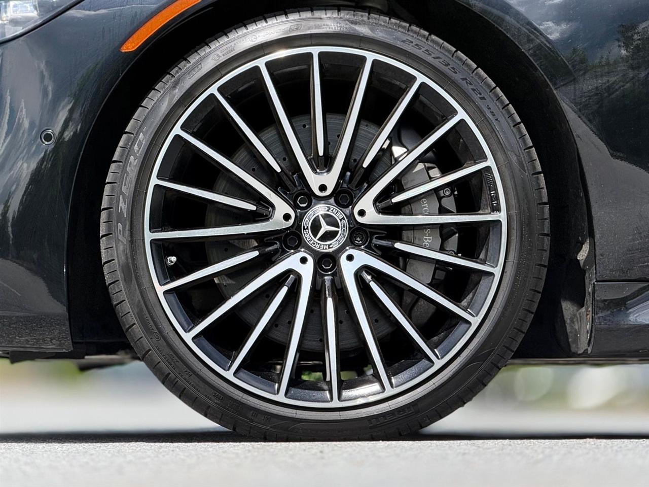 Mercedes-Benz S-Class  2022