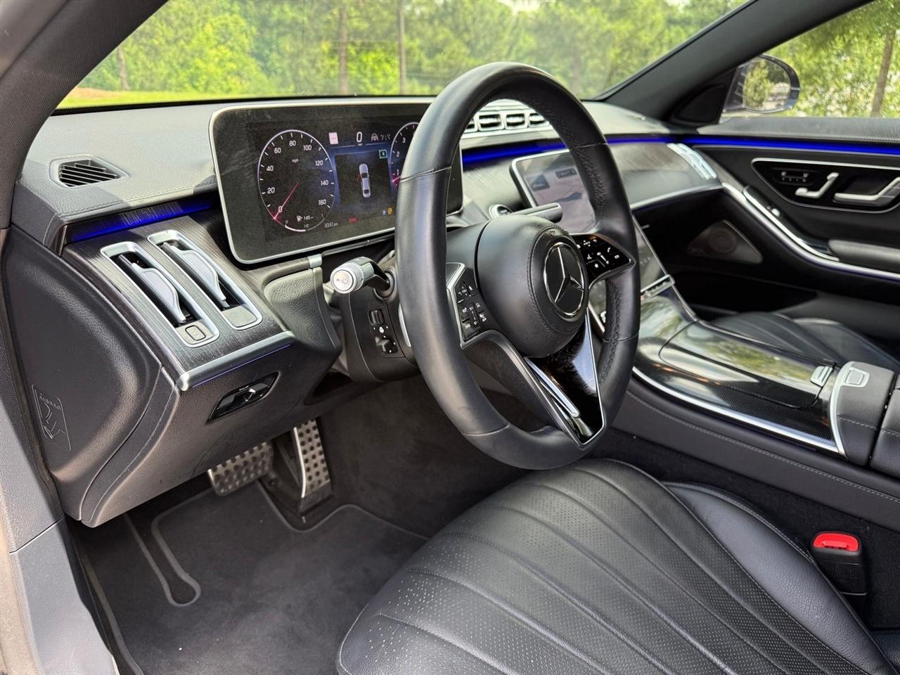 Mercedes-Benz S-Class  2022