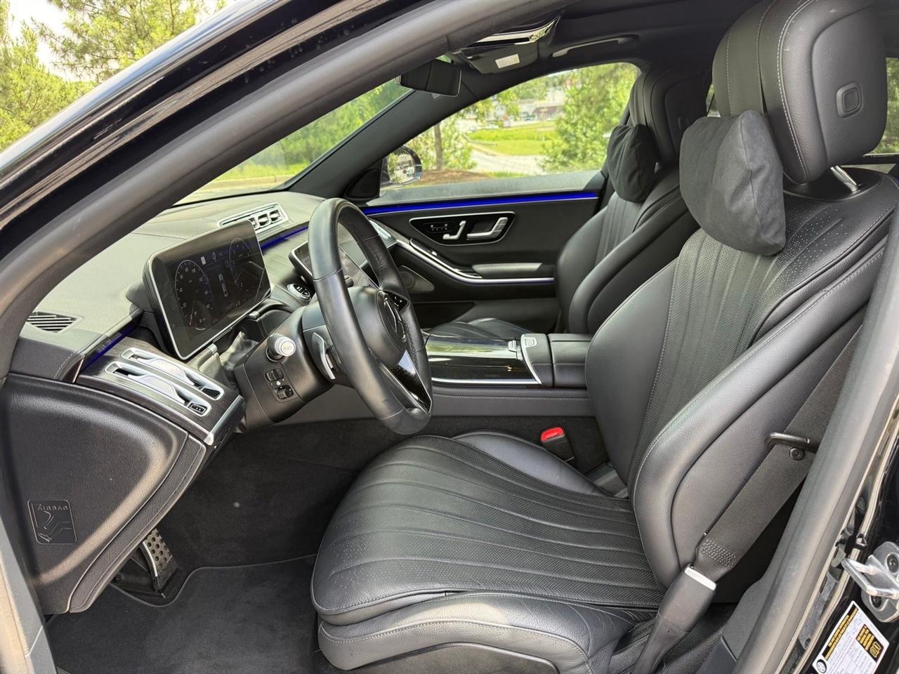 Mercedes-Benz S-Class  2022