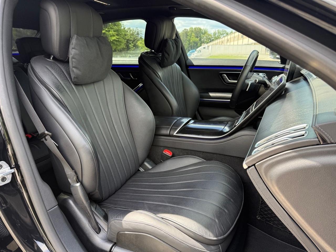 Mercedes-Benz S-Class  2022