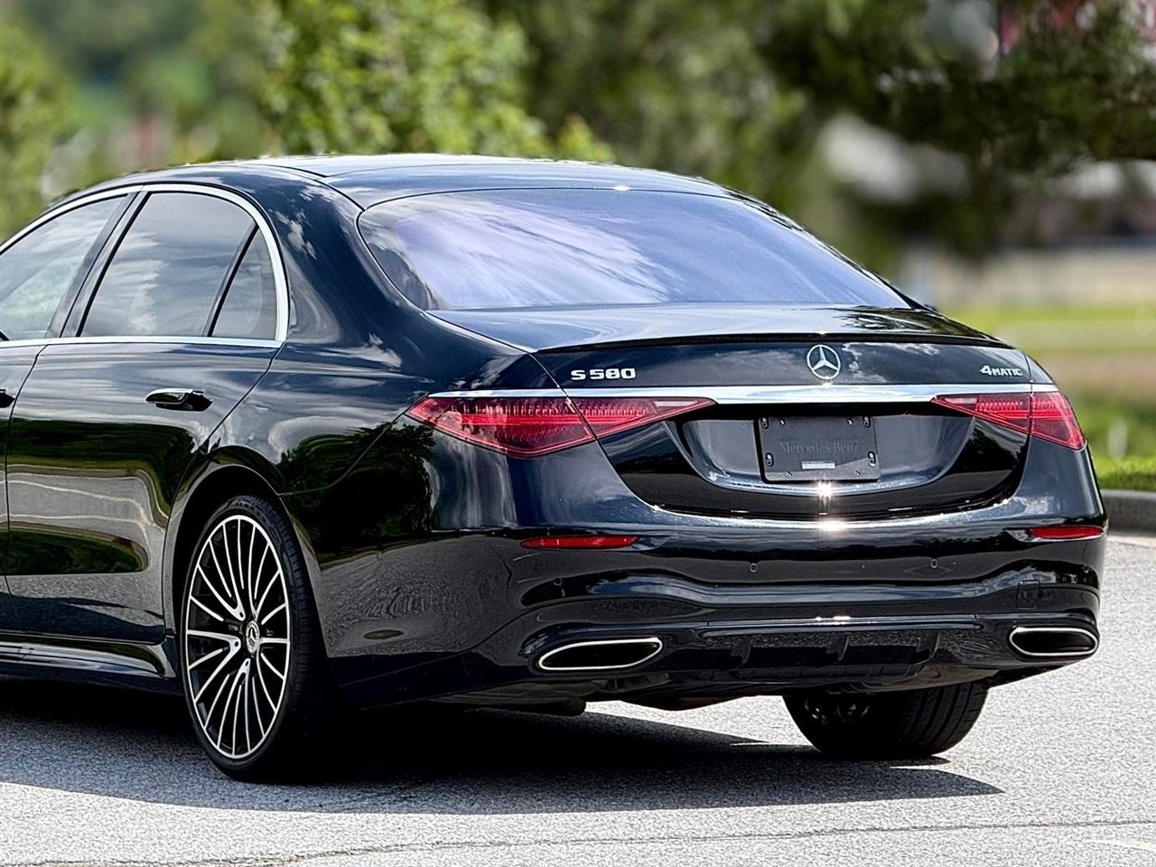 Mercedes-Benz S-Class  2022