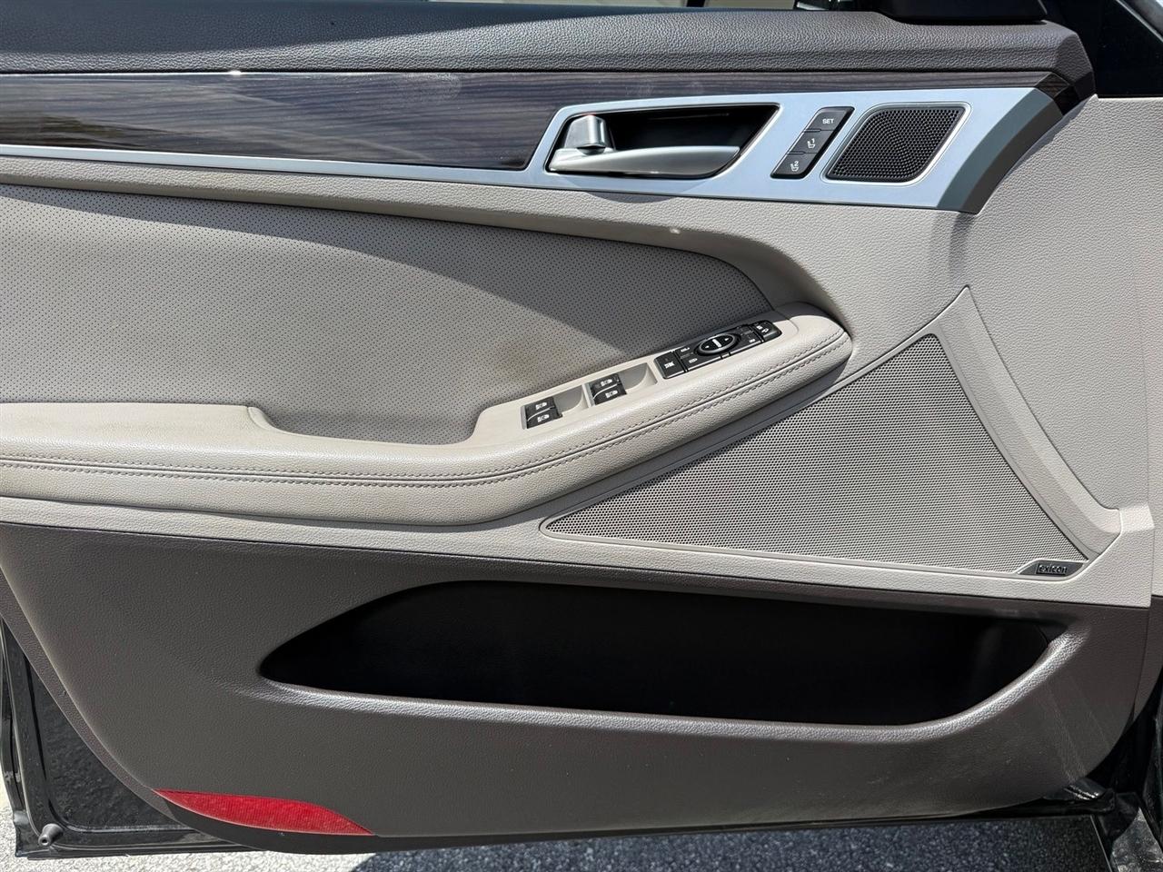 Genesis G80  2017