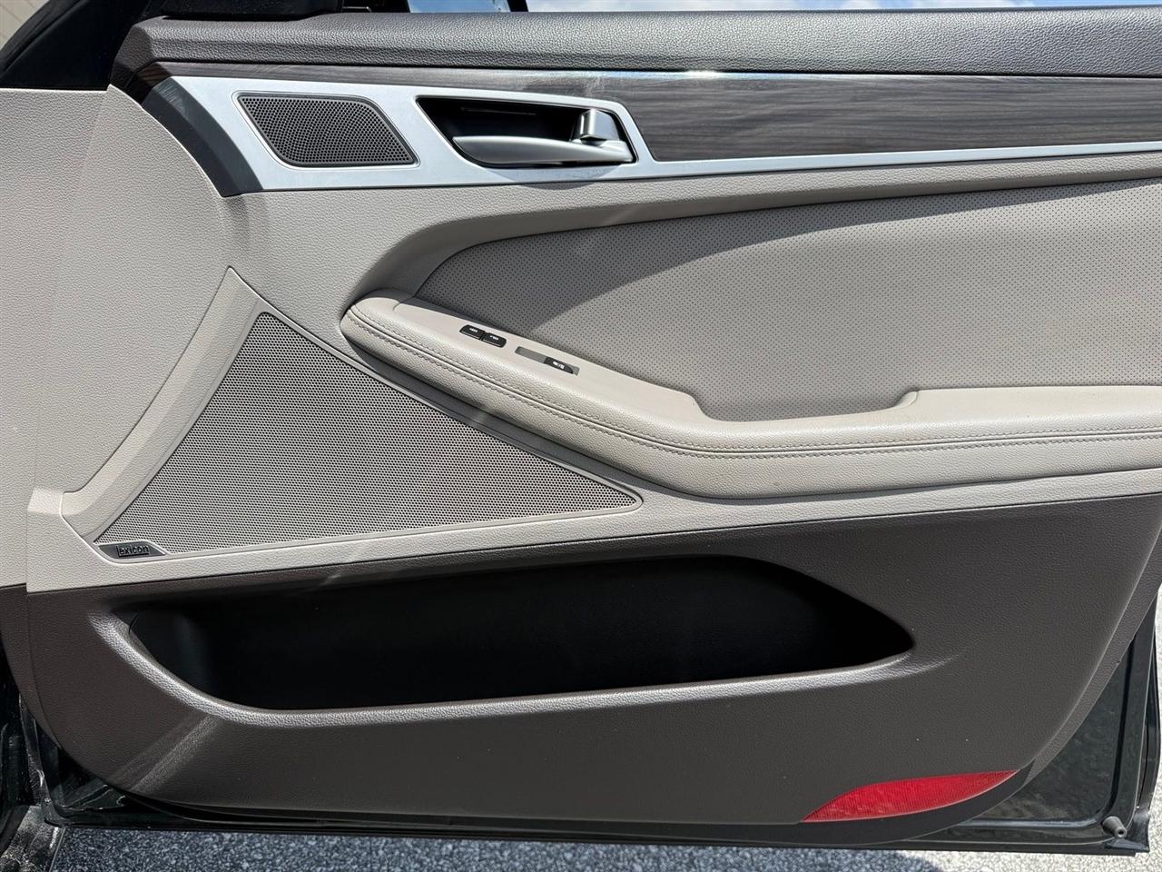 Genesis G80  2017