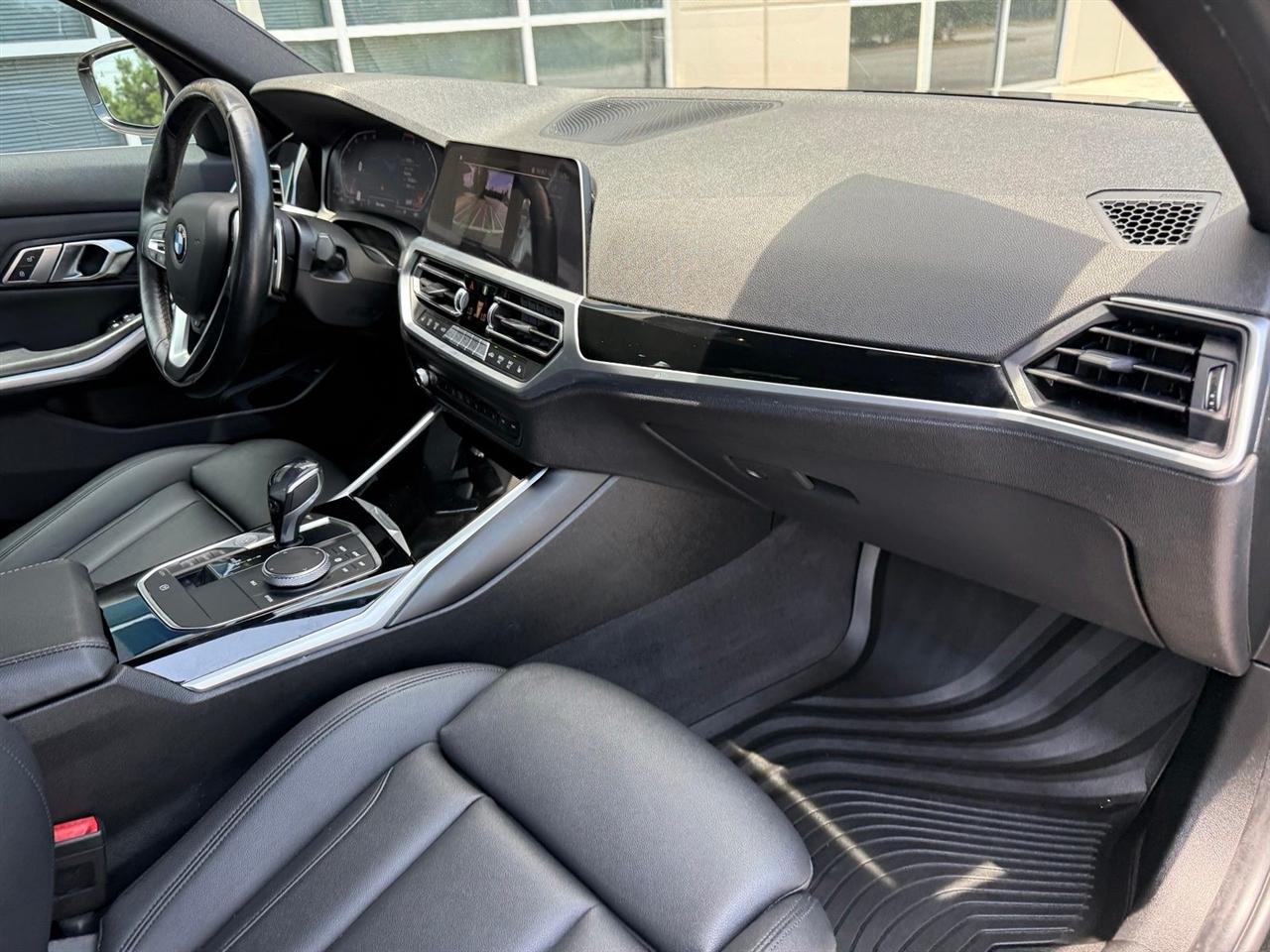 BMW 3 Series  2019