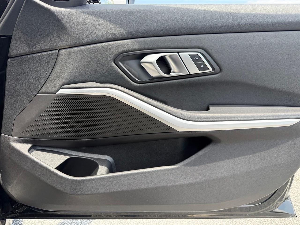 BMW 3 Series  2019