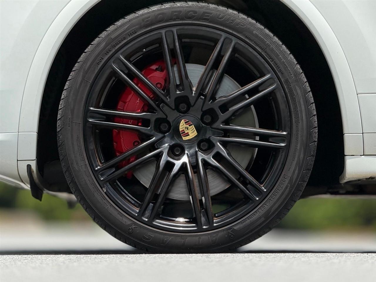 Porsche Cayenne  2016