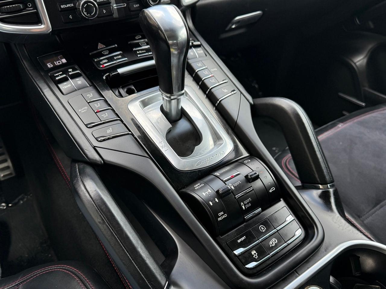Porsche Cayenne  2016