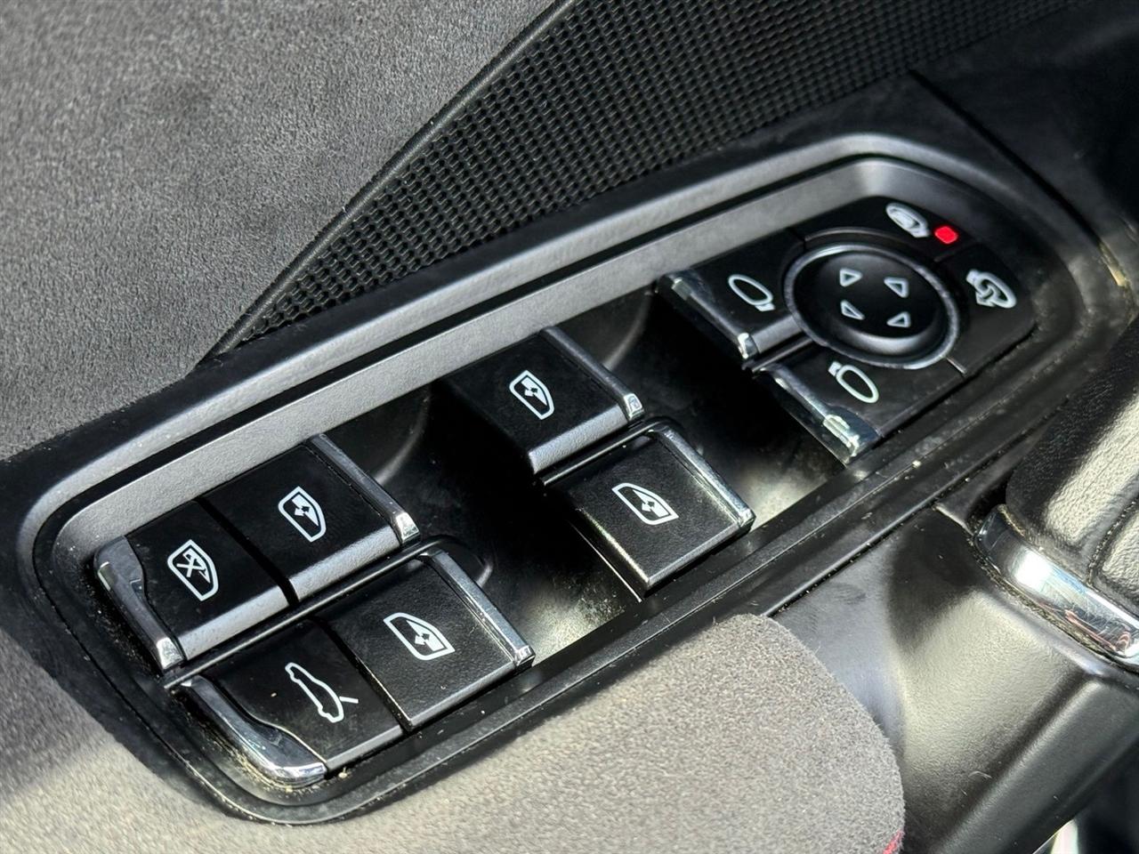 Porsche Cayenne  2016