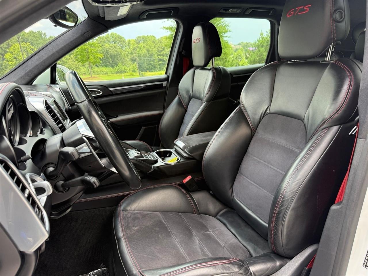 Porsche Cayenne  2016