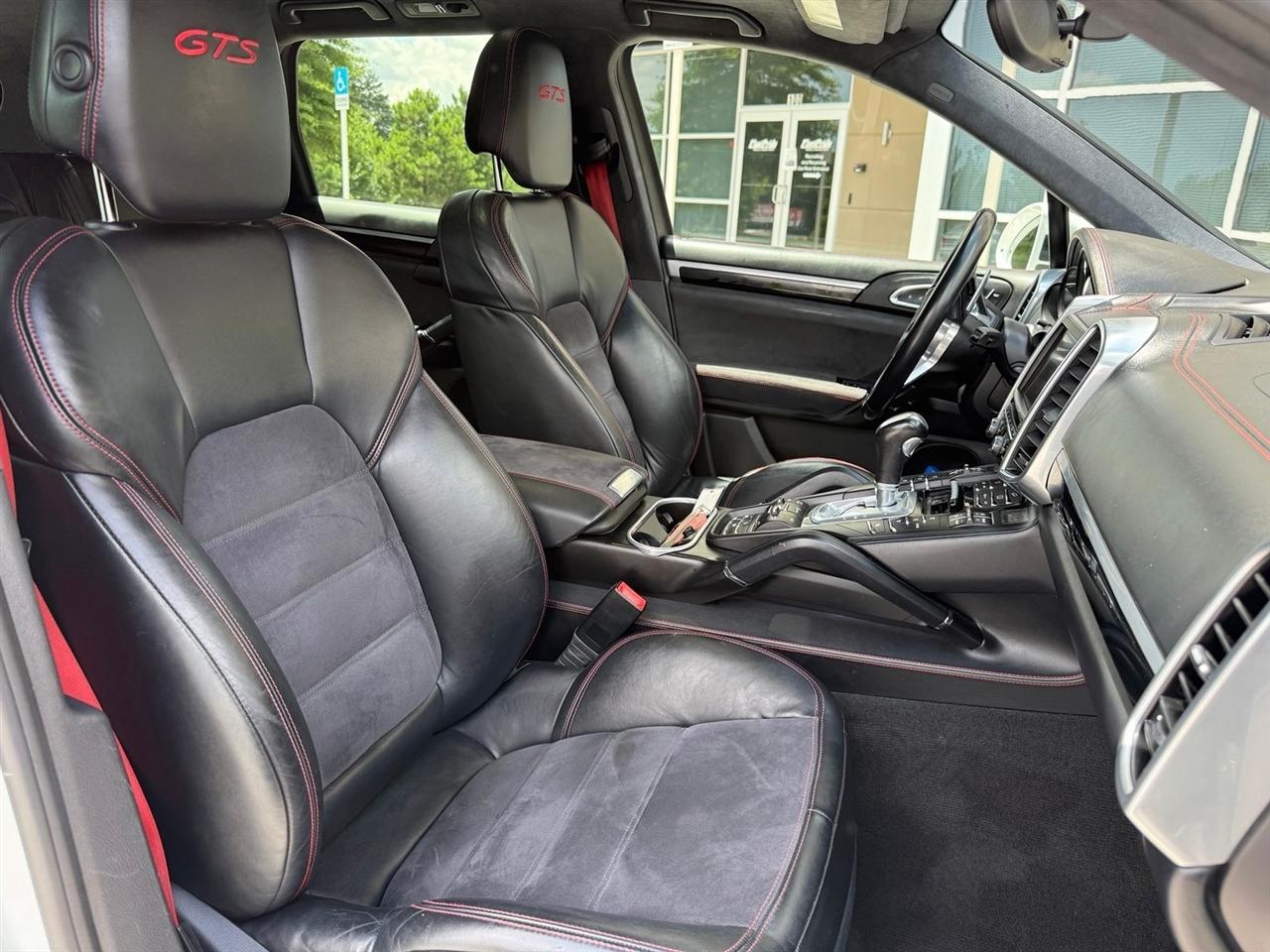 Porsche Cayenne  2016