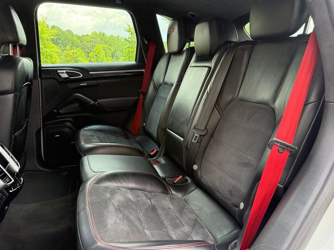 Porsche Cayenne  2016