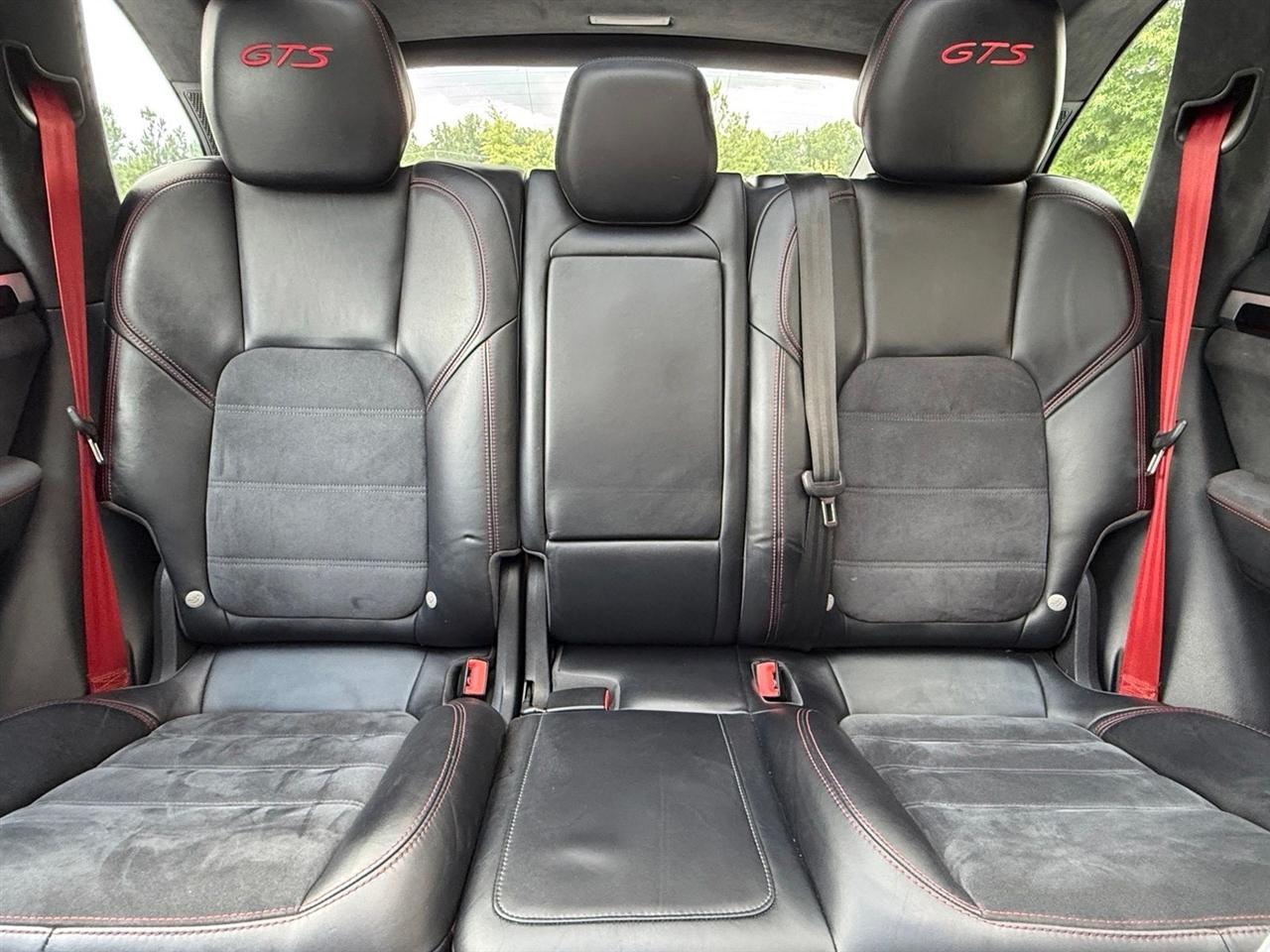 Porsche Cayenne  2016