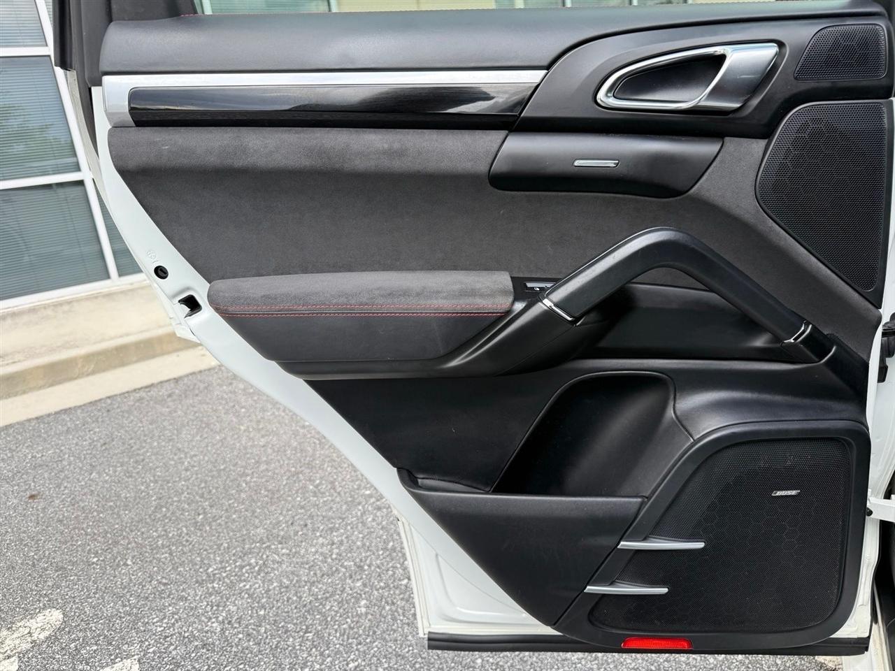 Porsche Cayenne  2016