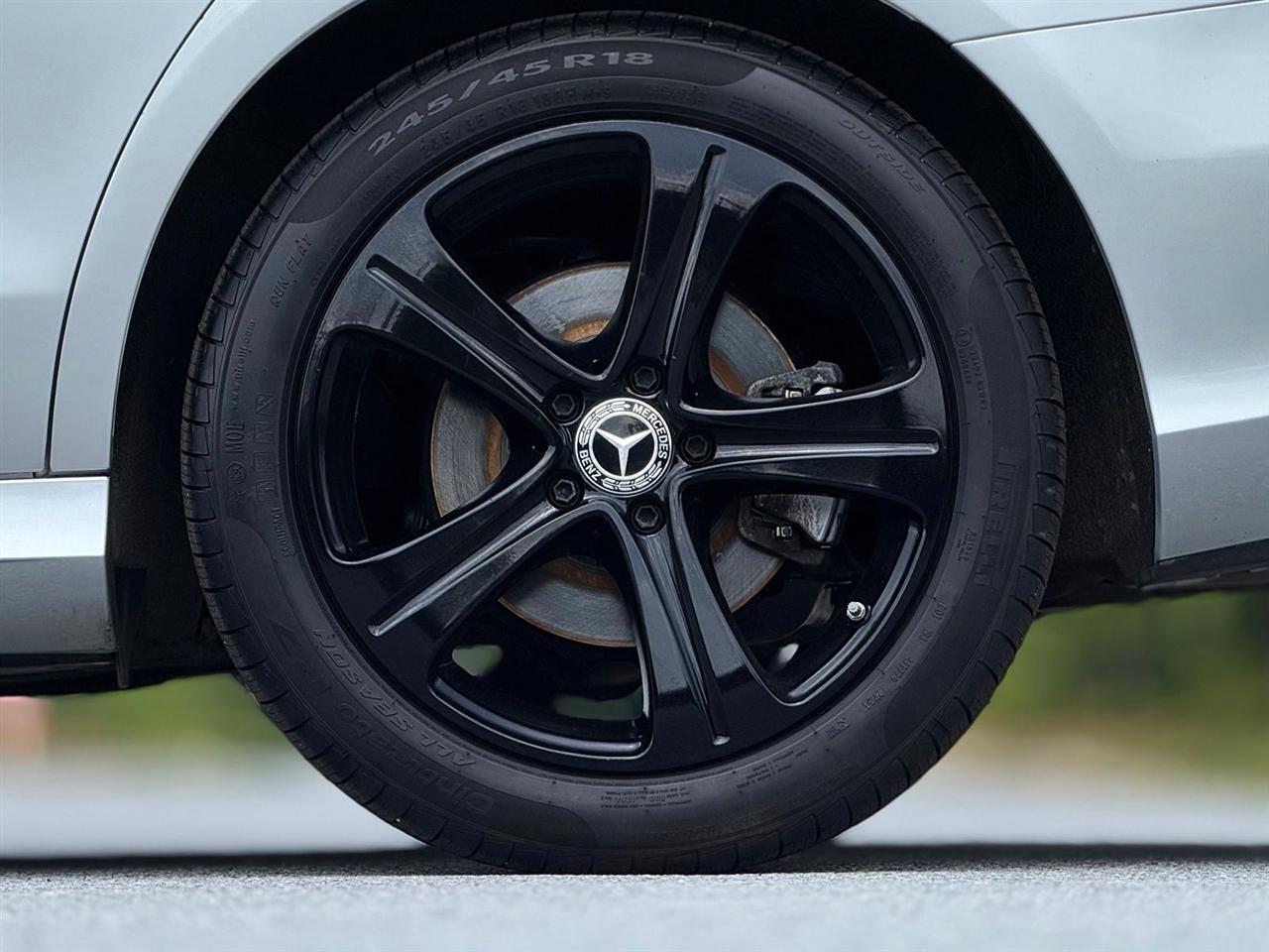 Mercedes-Benz E-Class  2019