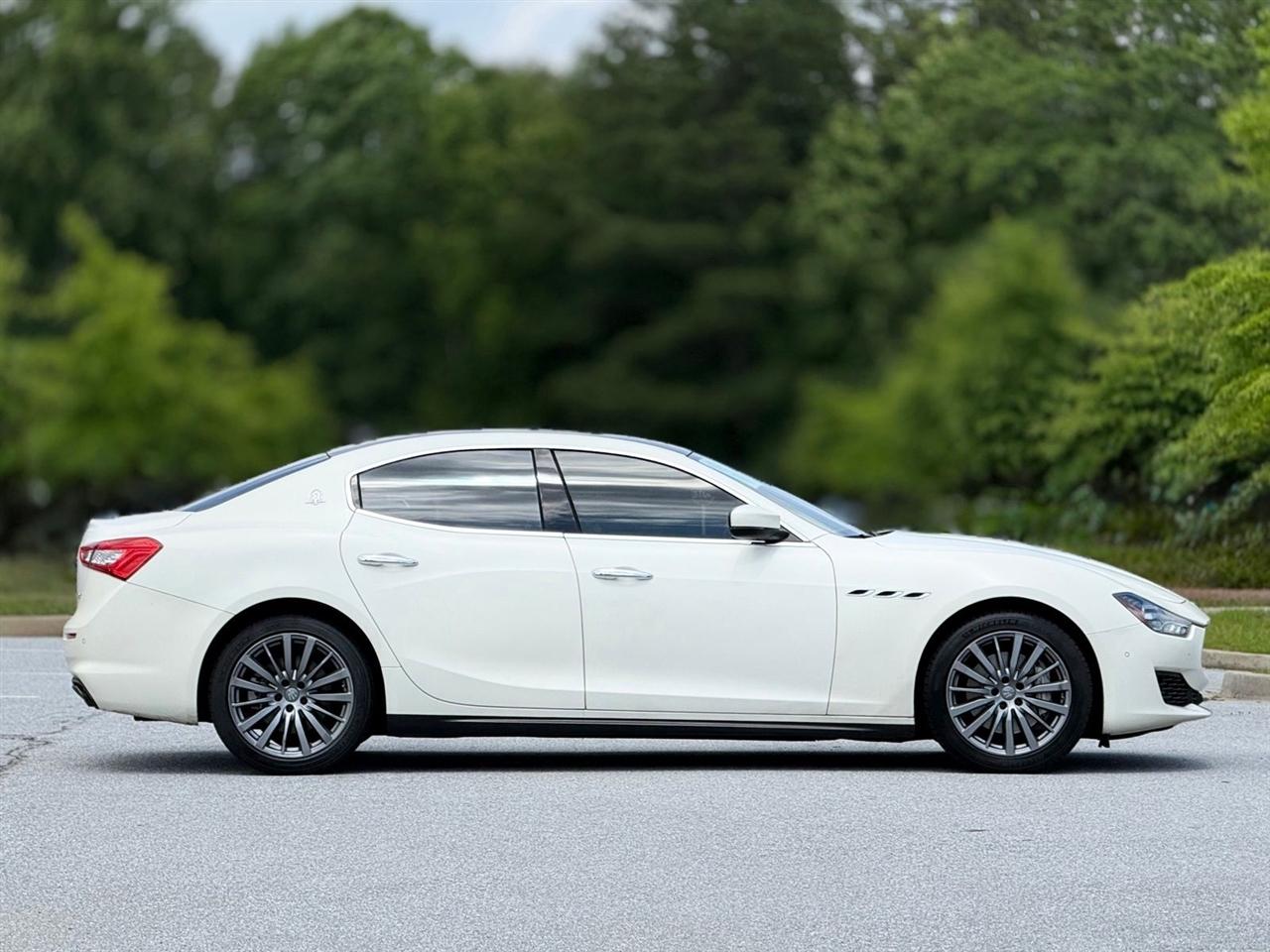 Maserati Ghibli  2019