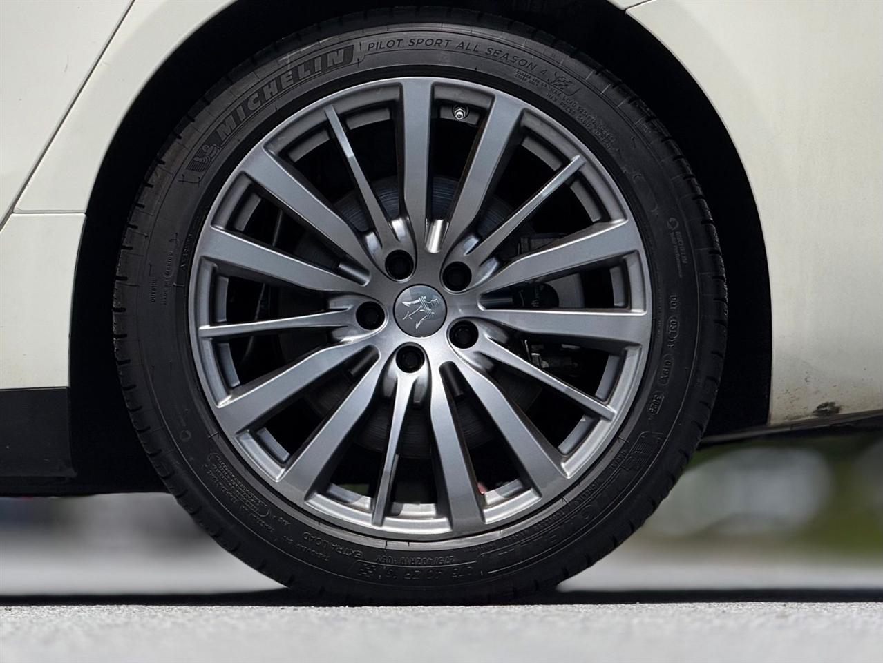 Maserati Ghibli  2019
