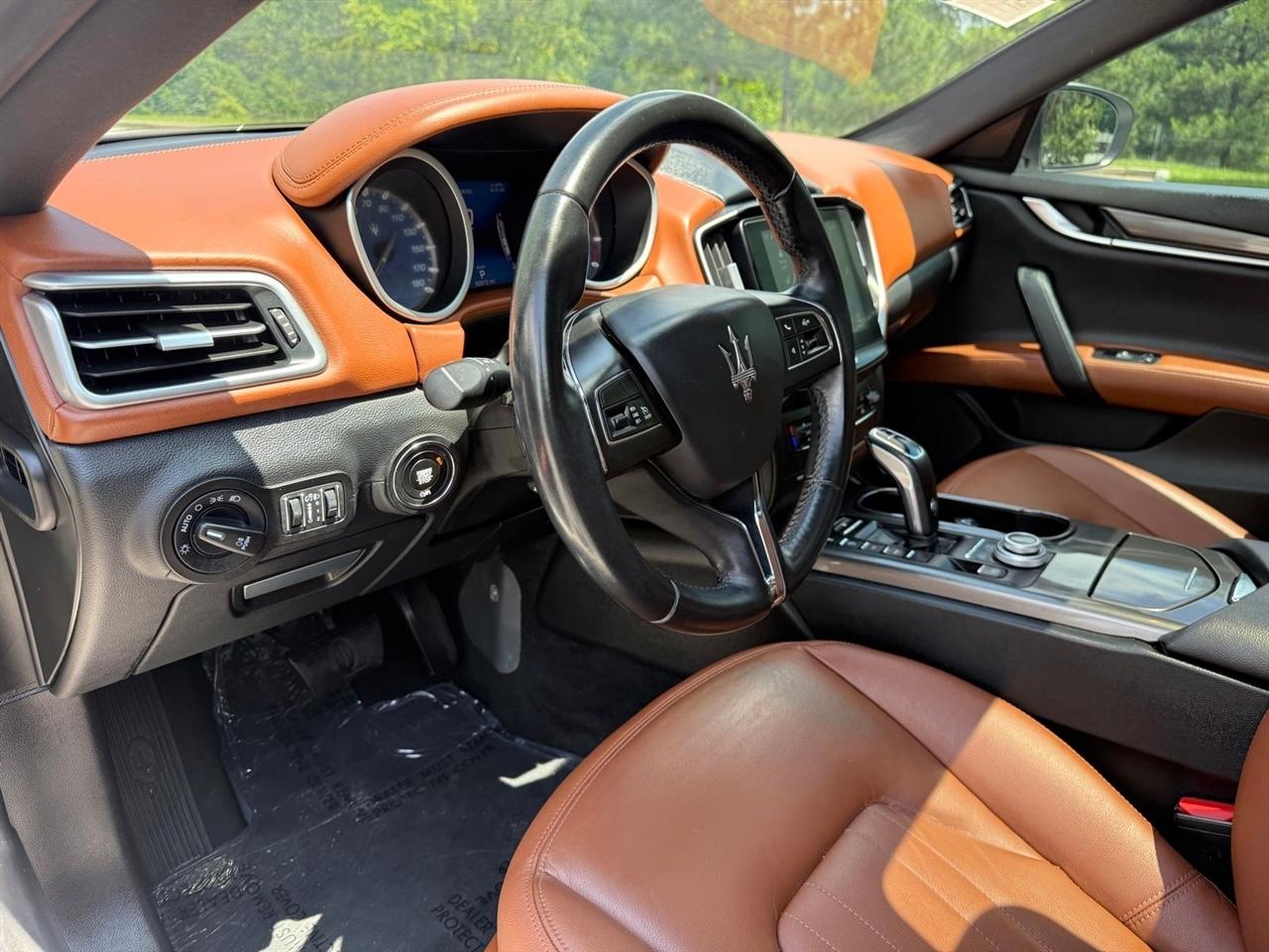 Maserati Ghibli  2019