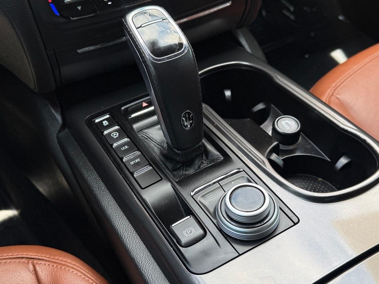 Maserati Ghibli  2019