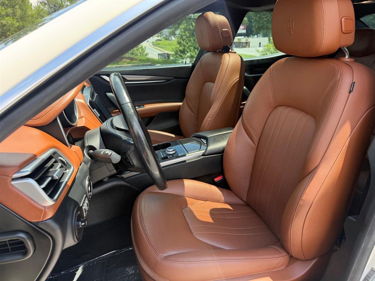 Maserati Ghibli  2019