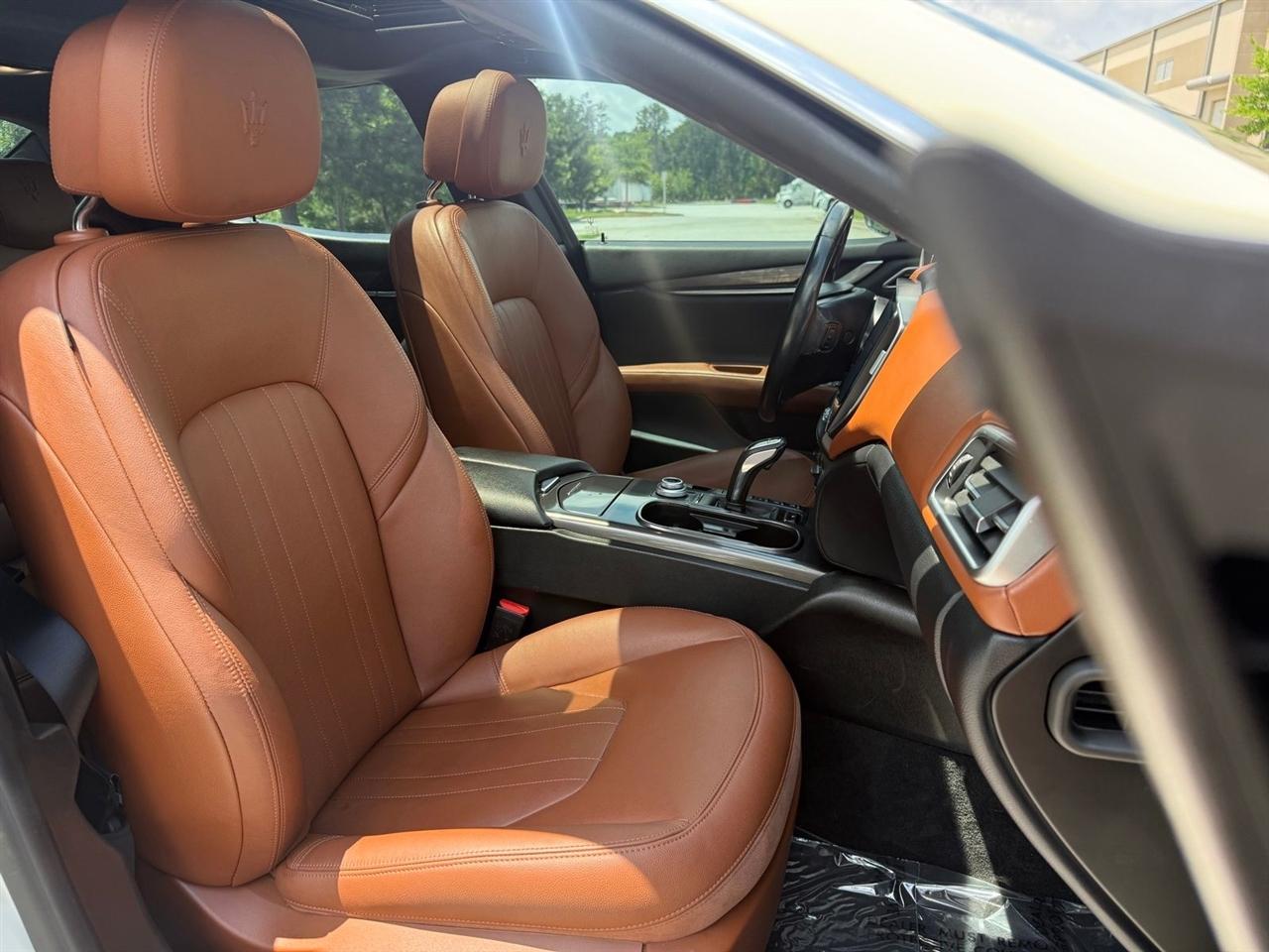 Maserati Ghibli  2019