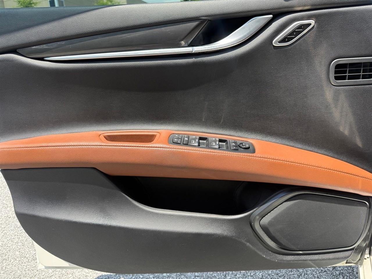 Maserati Ghibli  2019