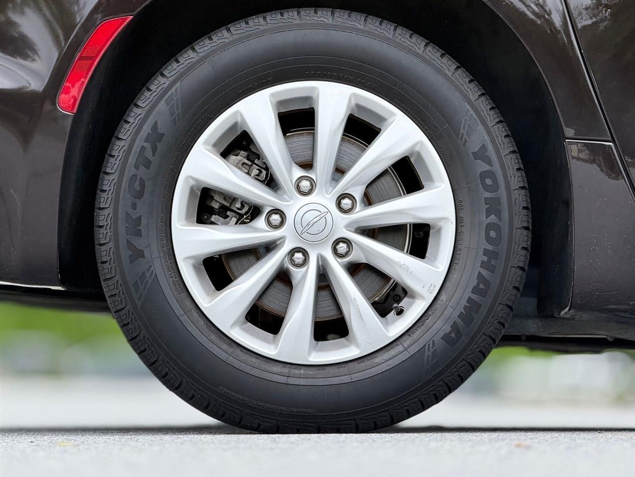 Chrysler Pacifica  2017