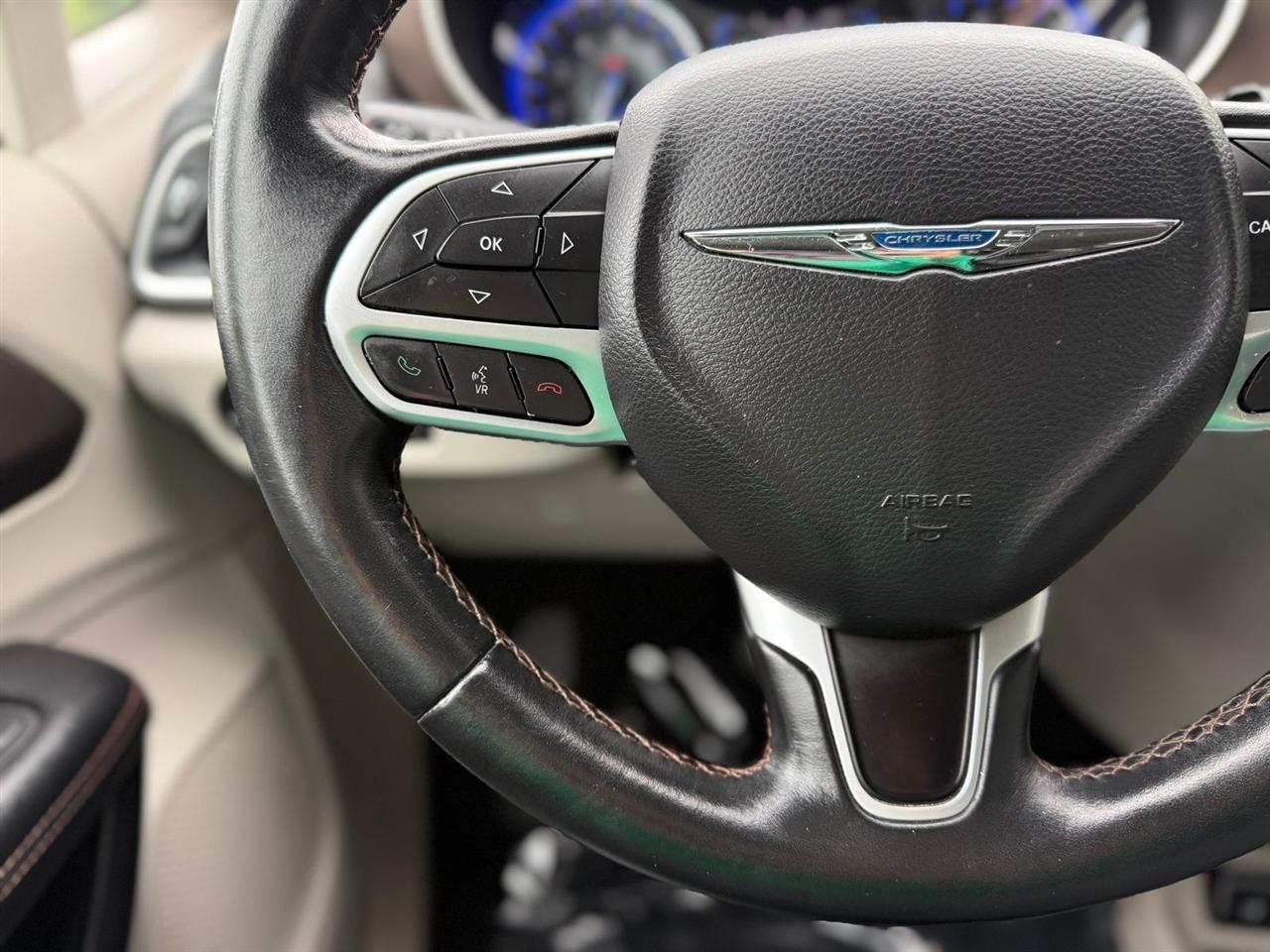 Chrysler Pacifica  2017