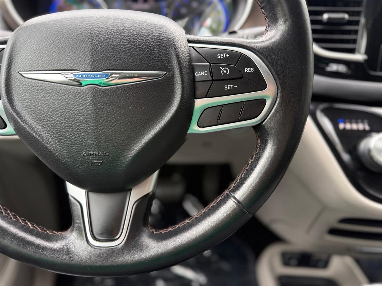 Chrysler Pacifica  2017