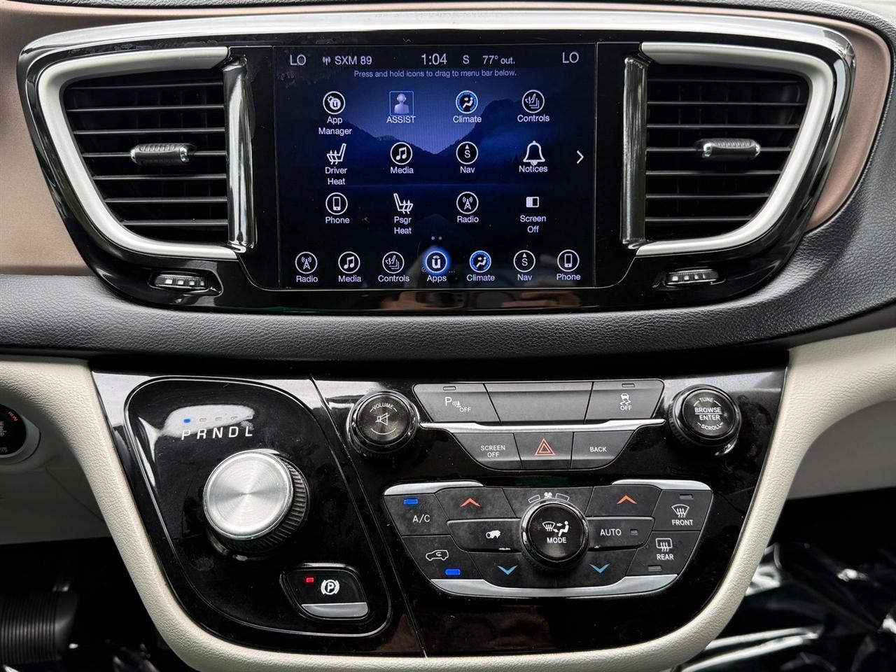 Chrysler Pacifica  2017