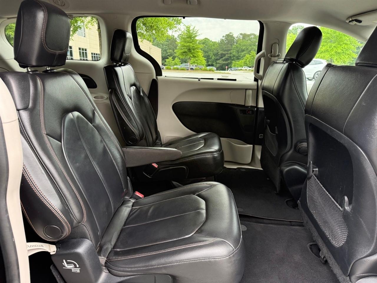 Chrysler Pacifica  2017