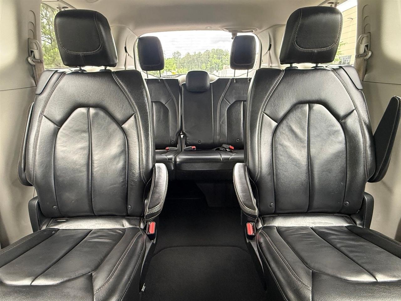 Chrysler Pacifica  2017