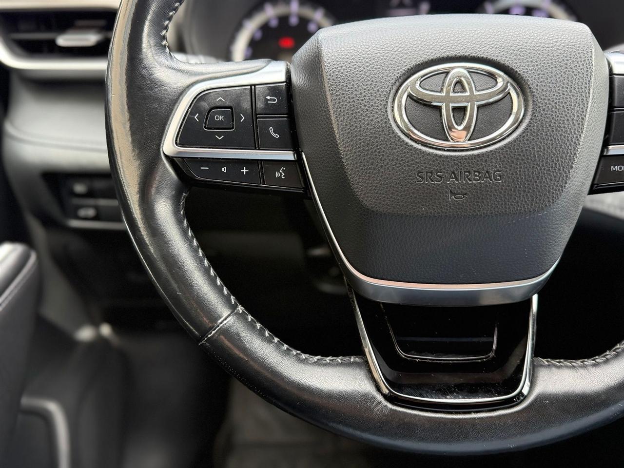 Toyota Highlander  2020