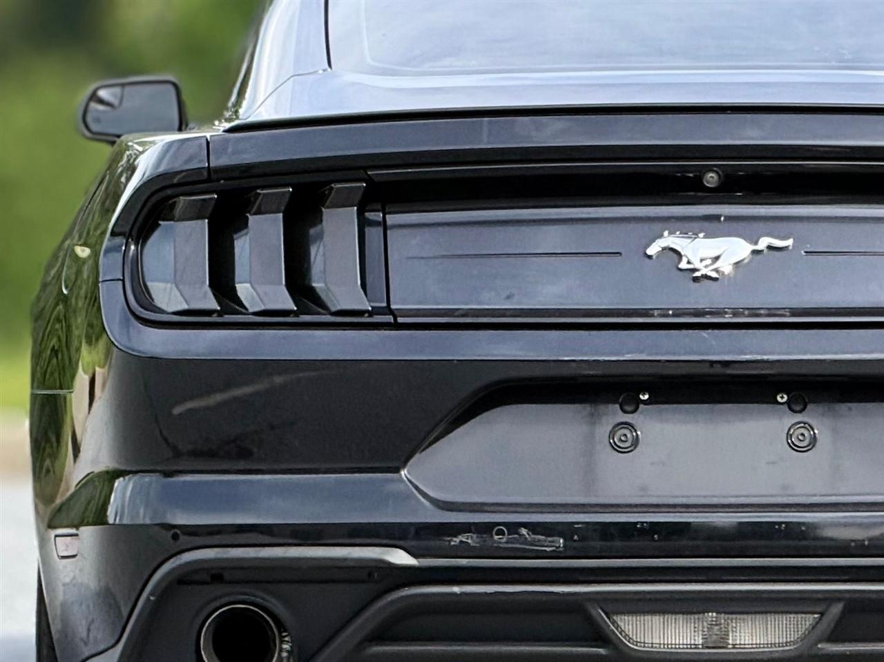 Ford Mustang  2020