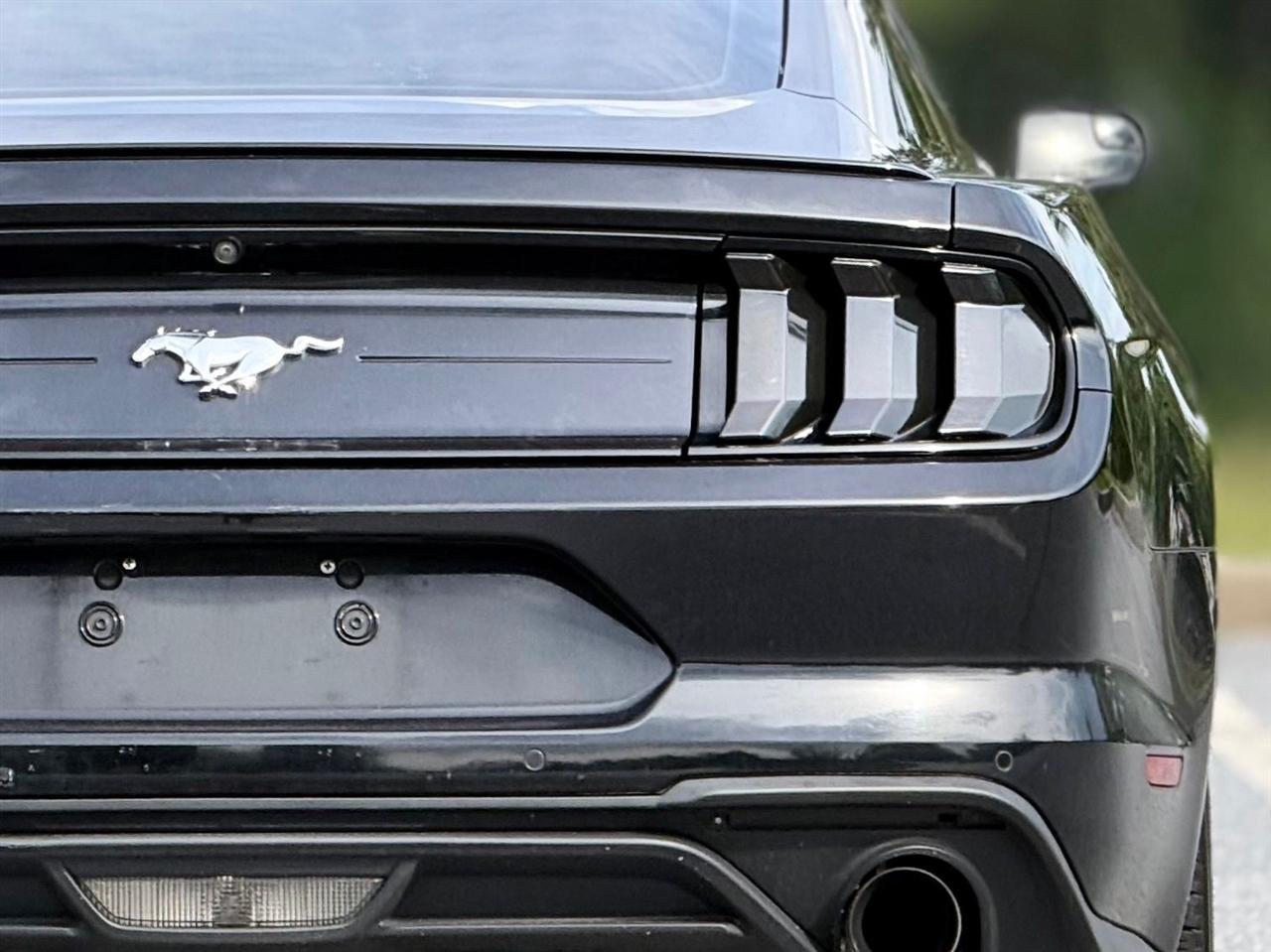 Ford Mustang  2020
