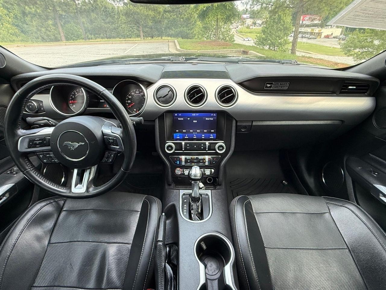 Ford Mustang  2020