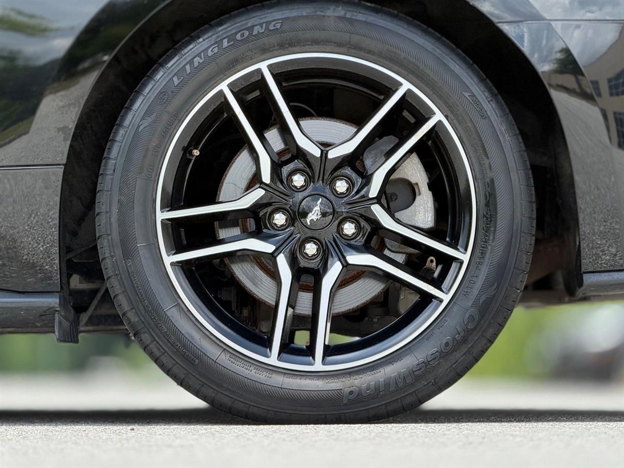 Ford Mustang  2019