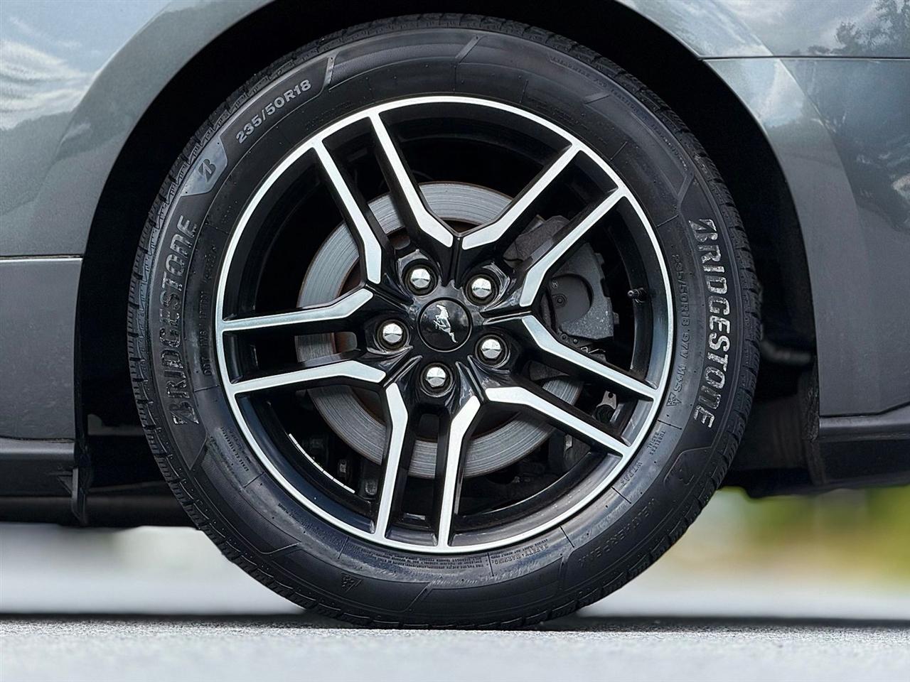 Ford Mustang  2019