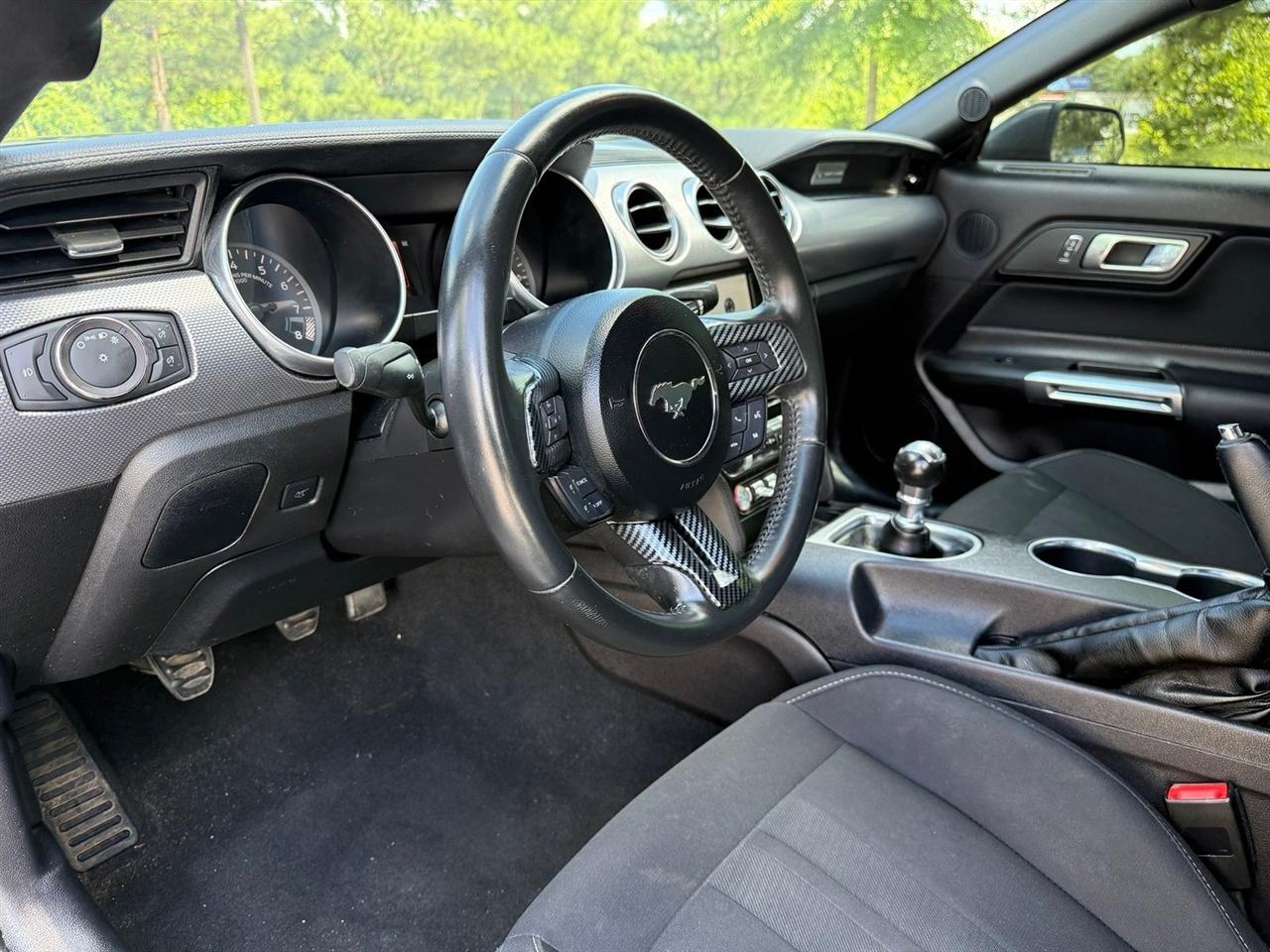 Ford Mustang  2019