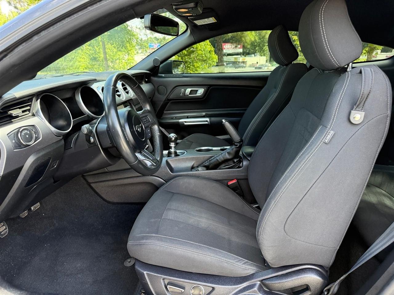 Ford Mustang  2019