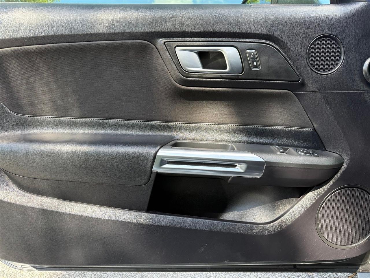 Ford Mustang  2019