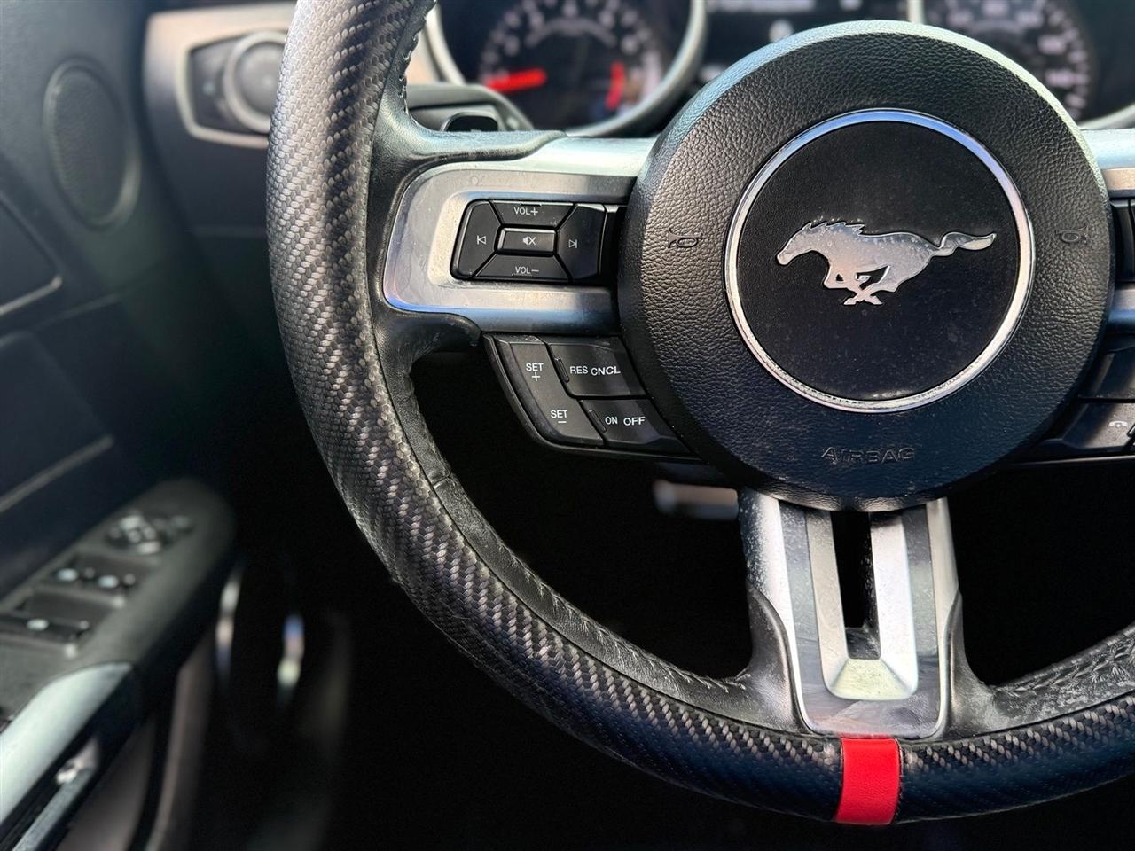 Ford Mustang  2020