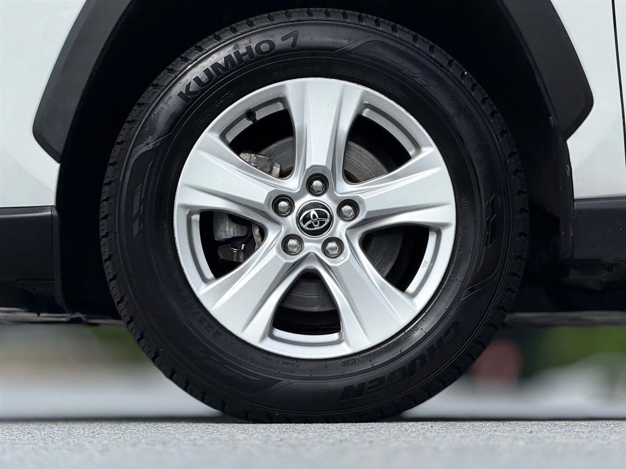 Toyota RAV4  2020