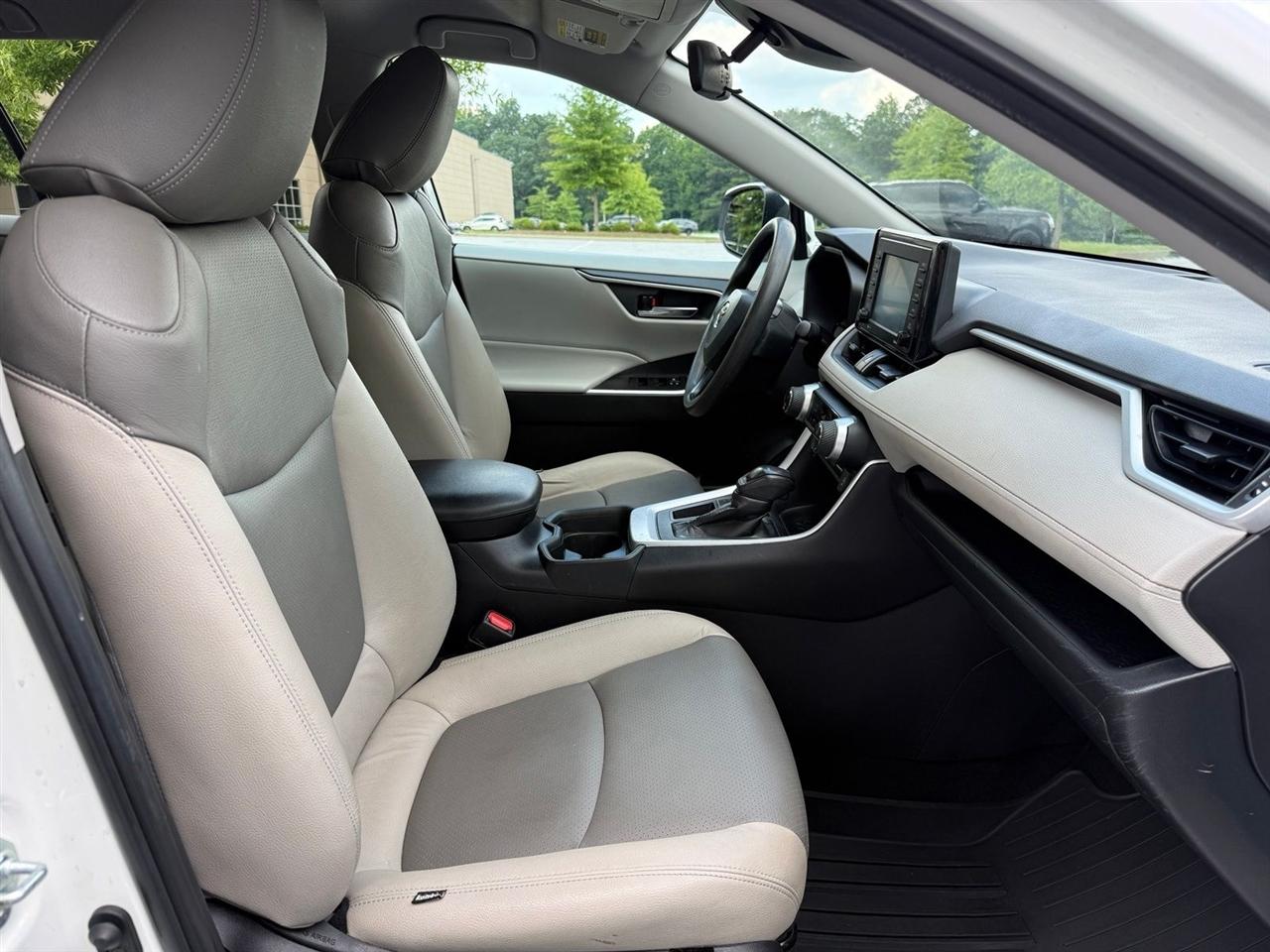 Toyota RAV4  2020