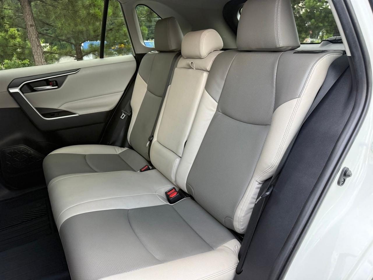 Toyota RAV4  2020